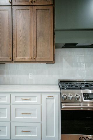 15069 Sweet Springs Dr, Tyler, TX 75703