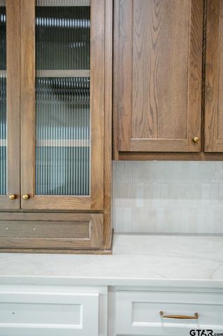 15069 Sweet Springs Dr, Tyler, TX 75703