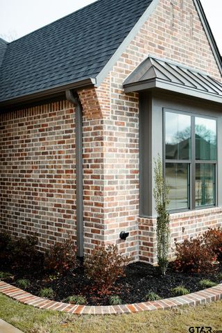 15069 Sweet Springs Dr, Tyler, TX 75703