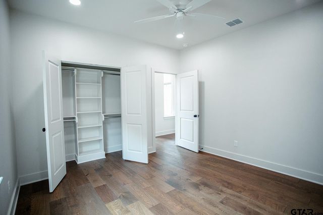 15069 Sweet Springs Dr, Tyler, TX 75703