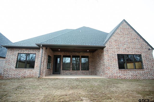 15069 Sweet Springs Dr, Tyler, TX 75703