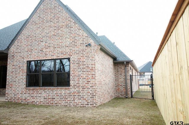 15069 Sweet Springs Dr, Tyler, TX 75703