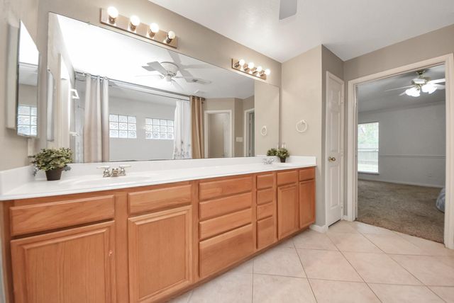 1802 Whispering Forest Drive, Houston, TX 77339