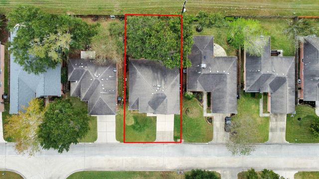 1802 Whispering Forest Drive, Houston, TX 77339