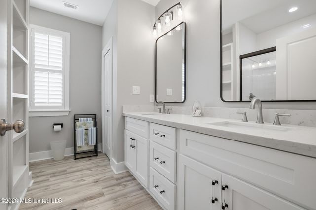 111 North Street, Waveland, MS 39576