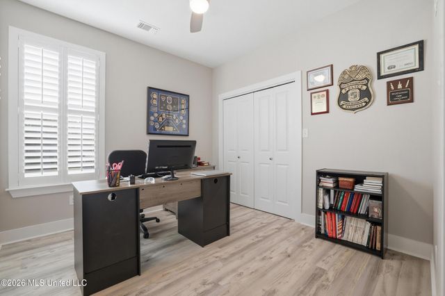 111 North Street, Waveland, MS 39576