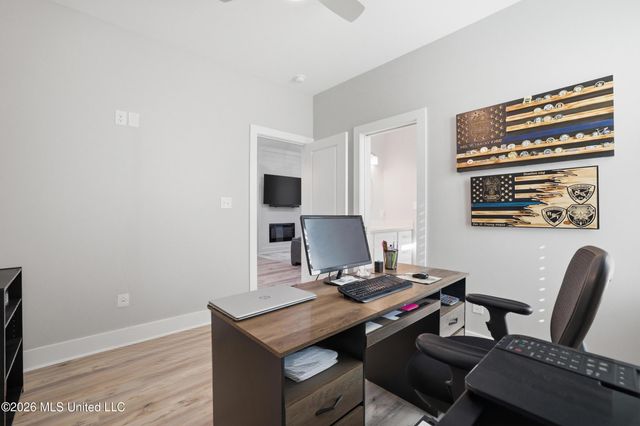 111 North Street, Waveland, MS 39576