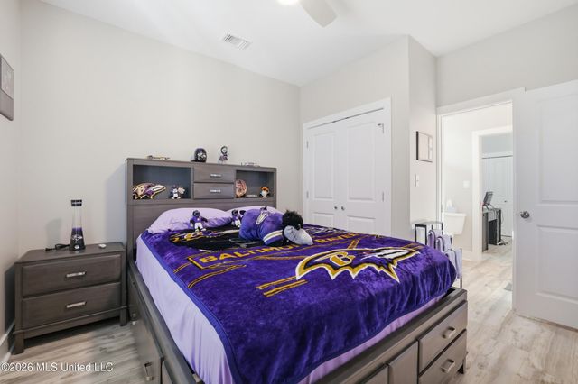 111 North Street, Waveland, MS 39576