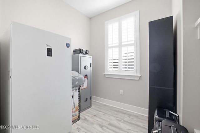 111 North Street, Waveland, MS 39576