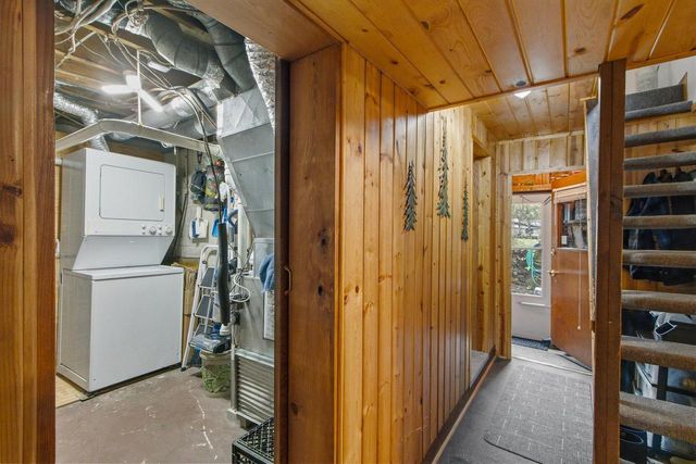 N4607 Oak Knoll Road, Poynette, WI 53955