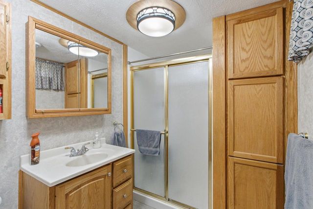 N4607 Oak Knoll Road, Poynette, WI 53955