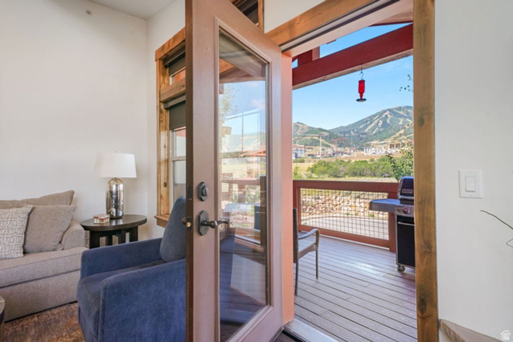 9855 N VISTA DR #302, Heber City, UT 84032 — exterior
