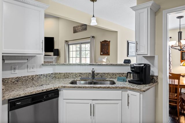 639 Sturdivant Dr, Clarksville, TN 37042