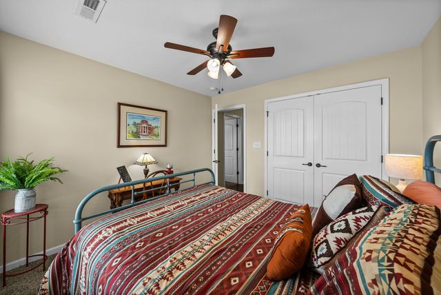 639 Sturdivant Dr, Clarksville, TN 37042