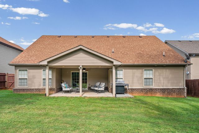 639 Sturdivant Dr, Clarksville, TN 37042