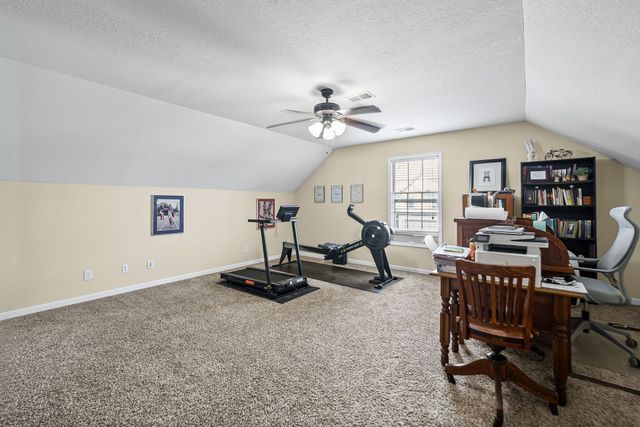 639 Sturdivant Dr, Clarksville, TN 37042
