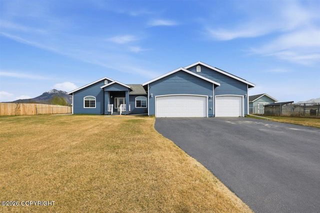 245 N Ayrshire Circle, Palmer, AK 99645