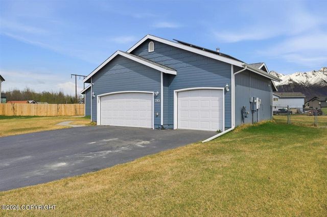 245 N Ayrshire Circle, Palmer, AK 99645