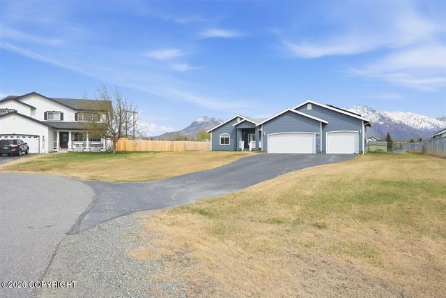245 N Ayrshire Circle, Palmer, AK 99645