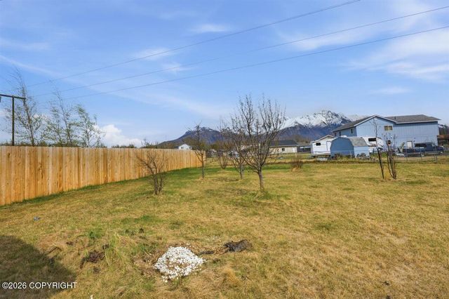 245 N Ayrshire Circle, Palmer, AK 99645
