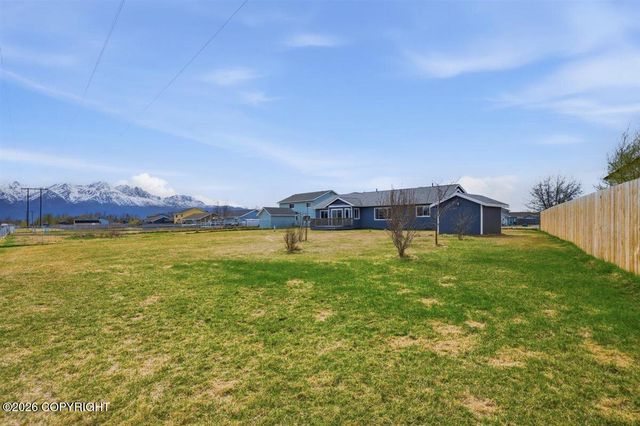 245 N Ayrshire Circle, Palmer, AK 99645