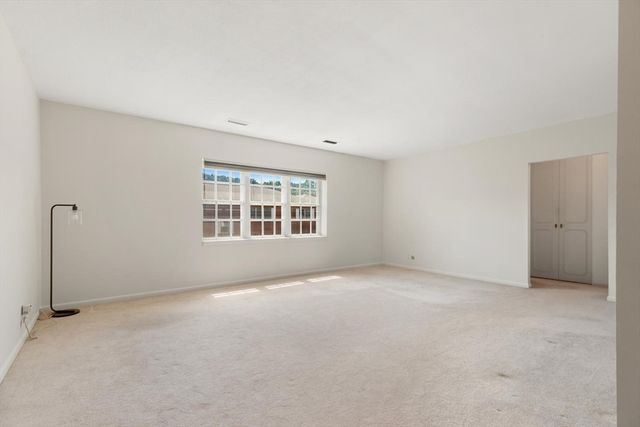173 Lake Shore Rd 3, Boston, MA 02135
