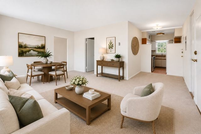 173 Lake Shore Rd 3, Boston, MA 02135
