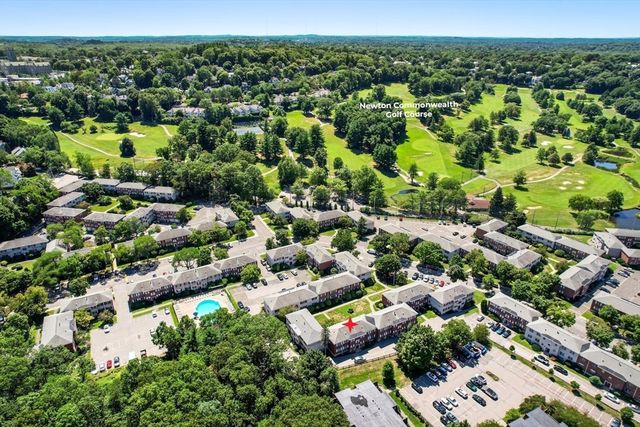 173 Lake Shore Rd 3, Boston, MA 02135