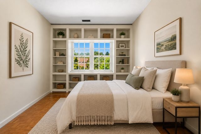 173 Lake Shore Rd 3, Boston, MA 02135