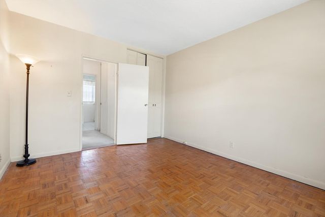 173 Lake Shore Rd 3, Boston, MA 02135
