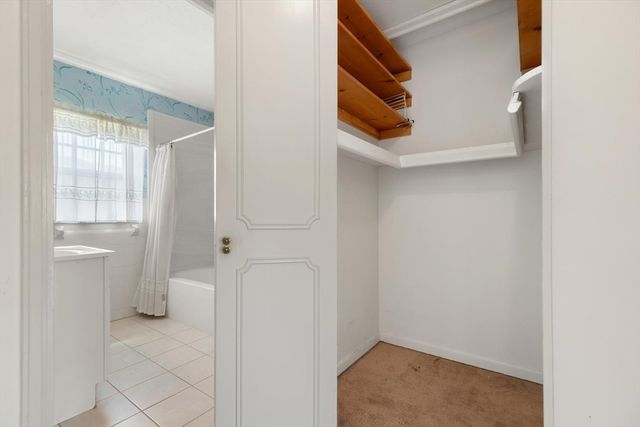 173 Lake Shore Rd 3, Boston, MA 02135
