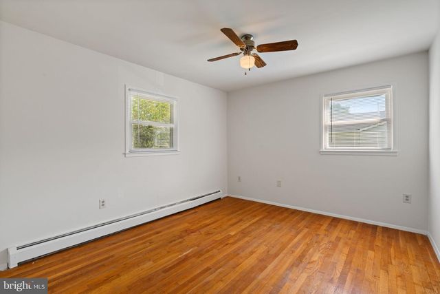 15005 CORDELL AVE, Woodbridge, VA 22193
