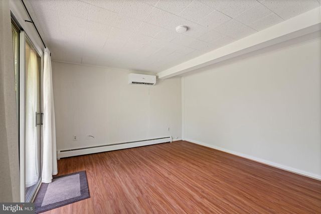 15005 CORDELL AVE, Woodbridge, VA 22193