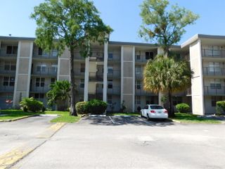 4851 NW 26TH Court 443, Lauderdale Lakes, FL 33313