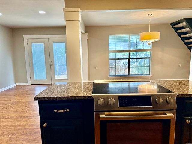 18 Stanwood Loop, North Little Rock, AR 72118