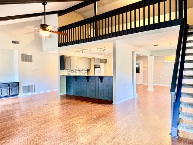 18 Stanwood Loop, North Little Rock, AR 72118