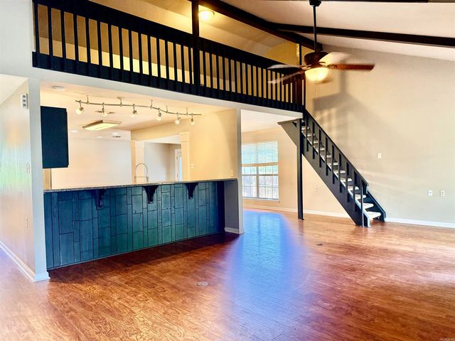 18 Stanwood Loop, North Little Rock, AR 72118