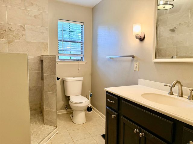 18 Stanwood Loop, North Little Rock, AR 72118