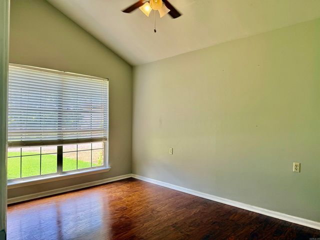 18 Stanwood Loop, North Little Rock, AR 72118