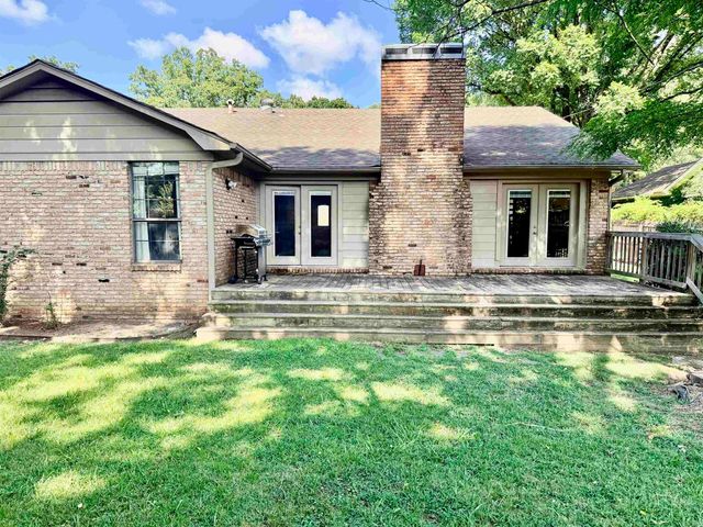 18 Stanwood Loop, North Little Rock, AR 72118