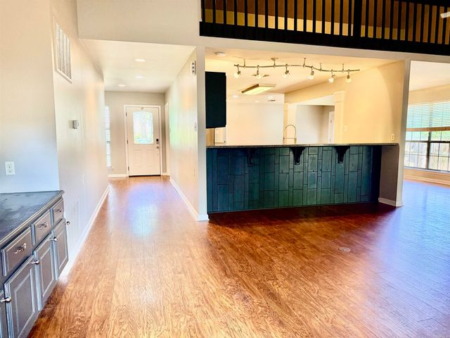 18 Stanwood Loop, North Little Rock, AR 72118