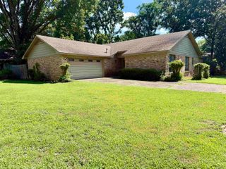 18 Stanwood Loop, North Little Rock, AR 72118