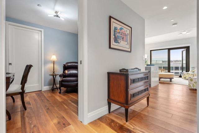 300 Pier 4 Blvd 5K, Boston, MA 02110