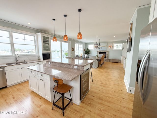 285 Monterey Circle, Lavallette, NJ 08735