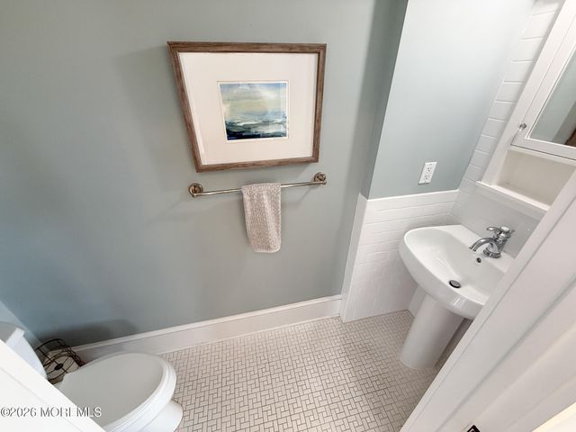 285 Monterey Circle, Lavallette, NJ 08735