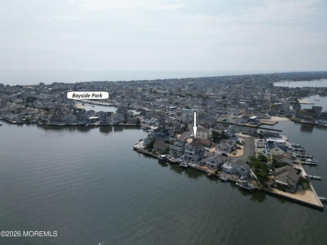 285 Monterey Circle, Lavallette, NJ 08735