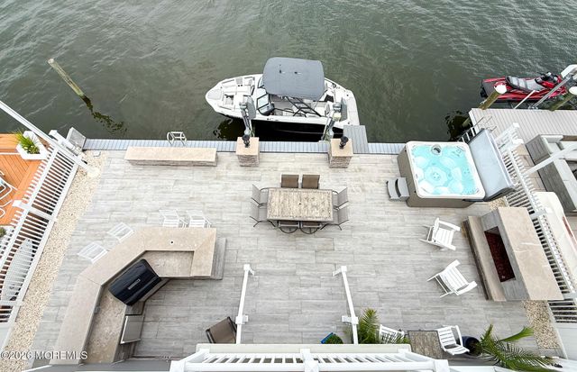 285 Monterey Circle, Lavallette, NJ 08735