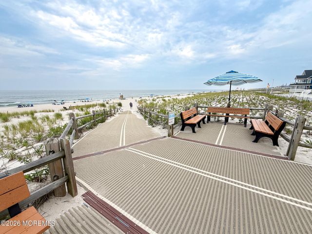 285 Monterey Circle, Lavallette, NJ 08735
