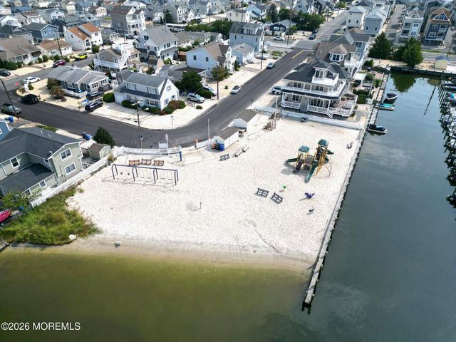 285 Monterey Circle, Lavallette, NJ 08735