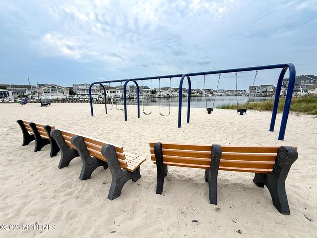 285 Monterey Circle, Lavallette, NJ 08735